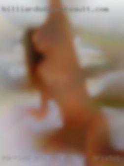 Married hot girls in Bristol ind and in an open relationship.